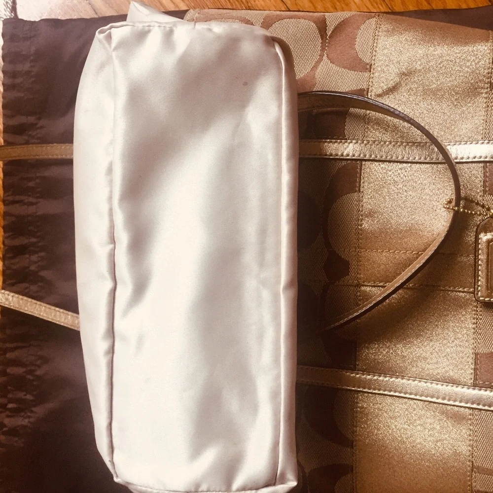 Coach Gold and Tan Tote Bag - Picture 6 of 8